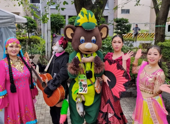 騙せ